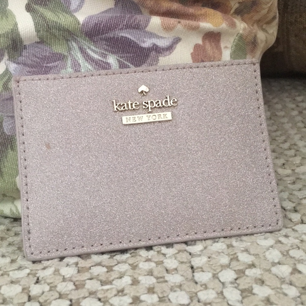💖Kate Spade Burgess Court cardholder